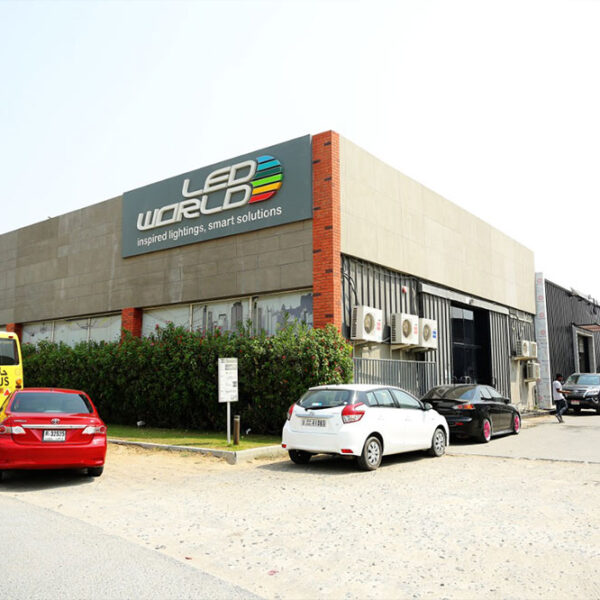 Commercial warehouse rented
